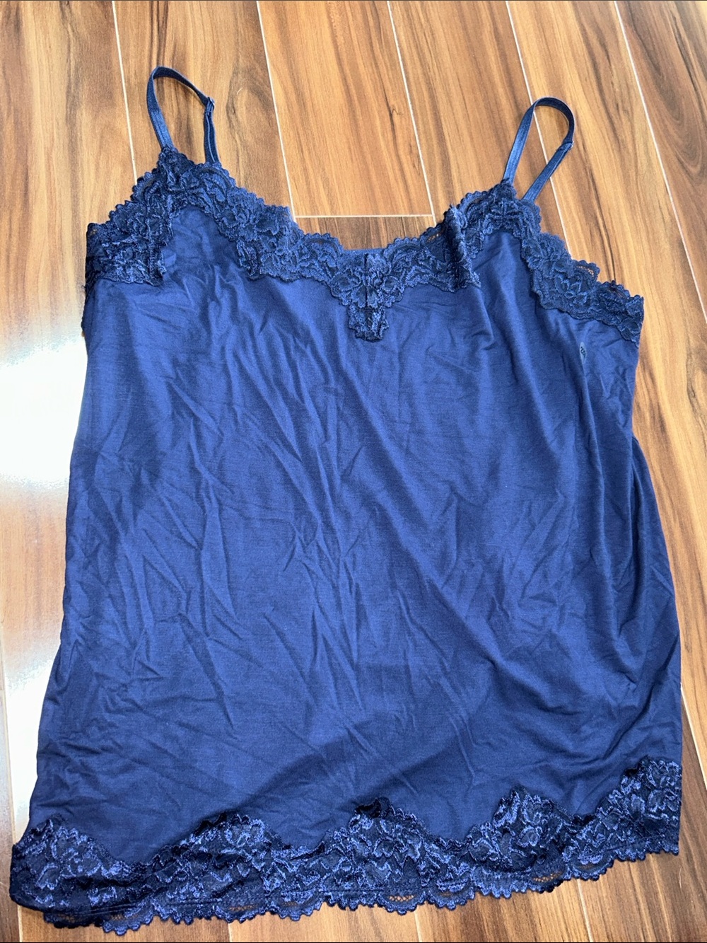3X / 22/24 Lane Bryant The lace cami lace trim navy blue tank top nwt